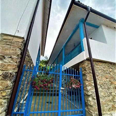 Цяла Ваканционна Къща- Florina Houses 호텔 Goranovtsi 외부 사진